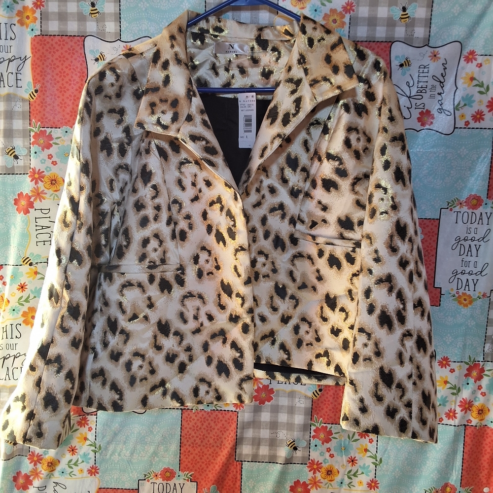 N NATORI LEOPARD PRINT BLAZER